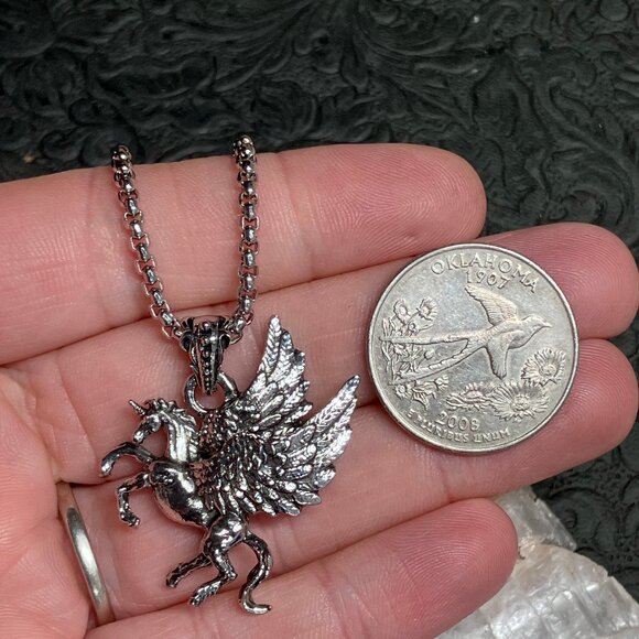 Pegasus Alicorn Pegacorn Unicorn Winged Horse Pendant Necklace Jewelry - Picture 6 of 6